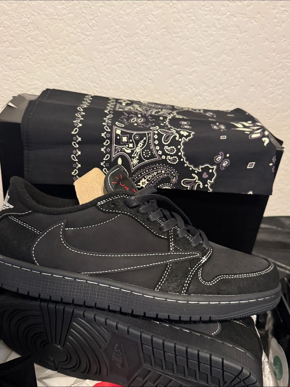 Jordan 1 Low SP black phantom Travis Scott Black Sneaker with Contrast Stitching